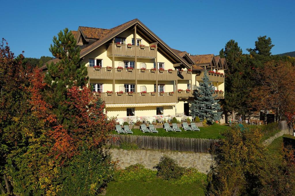 Hotel Dolomitenblick Collalbo Bagian luar foto