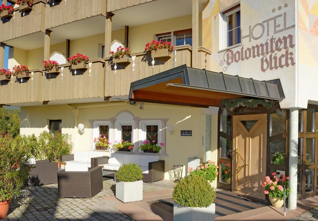 Hotel Dolomitenblick Collalbo Bagian luar foto